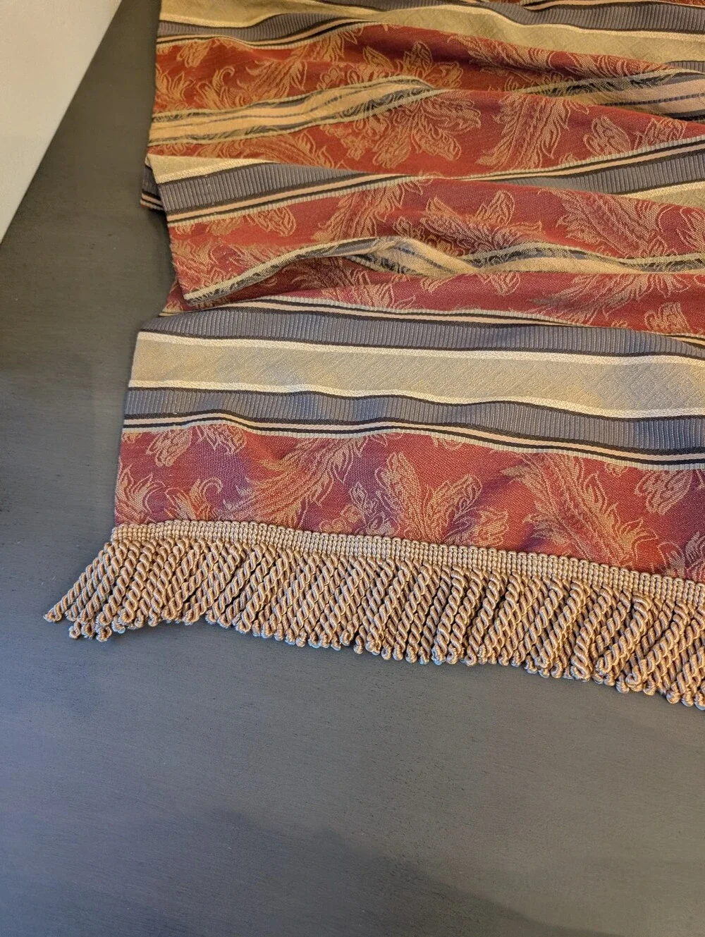 JCPENNEY Window Scarf Valance Striped Tan Rust Red Twisted Tassel Size 215